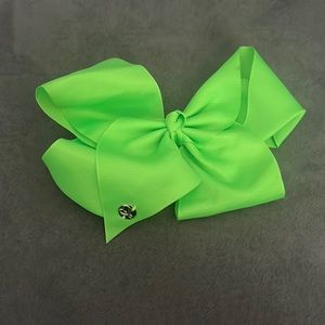 Hair bow